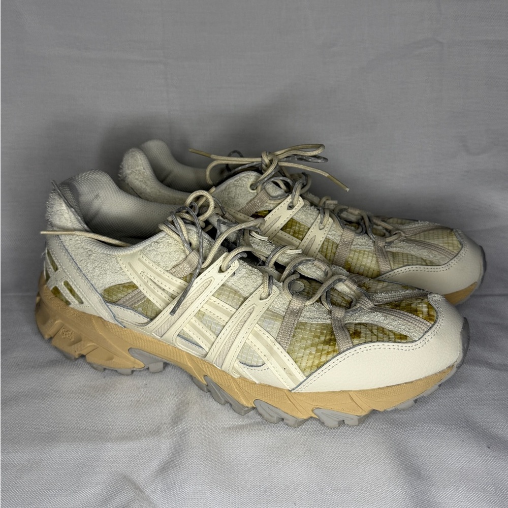 ASICS GEL-SONOMA 15-50 sneakers in the "Cream Oatmeal"